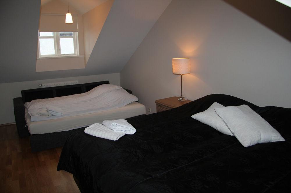 Grettir Guesthouse Рейкьявик Экстерьер фото