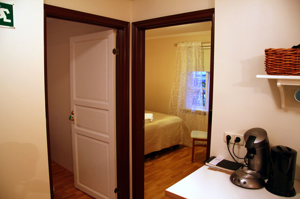 Grettir Guesthouse Рейкьявик Экстерьер фото