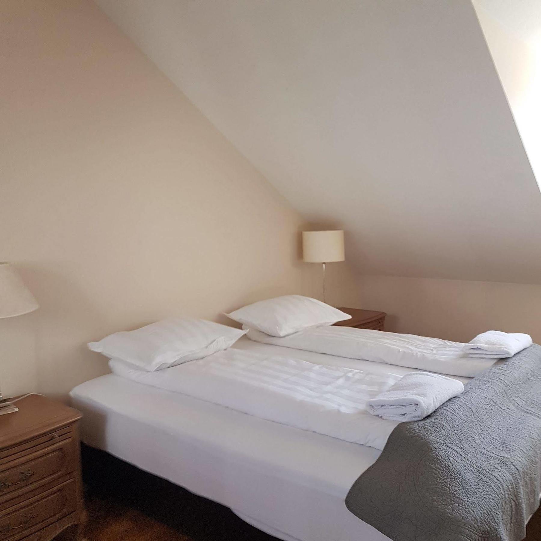 Grettir Guesthouse Рейкьявик Экстерьер фото