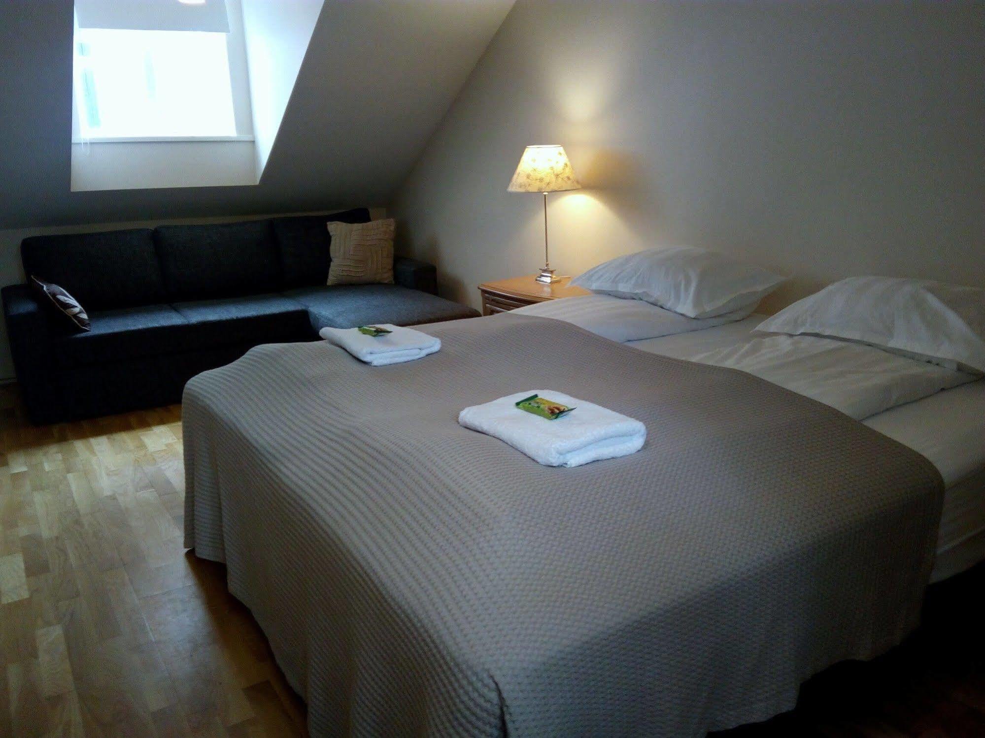 Grettir Guesthouse Рейкьявик Экстерьер фото