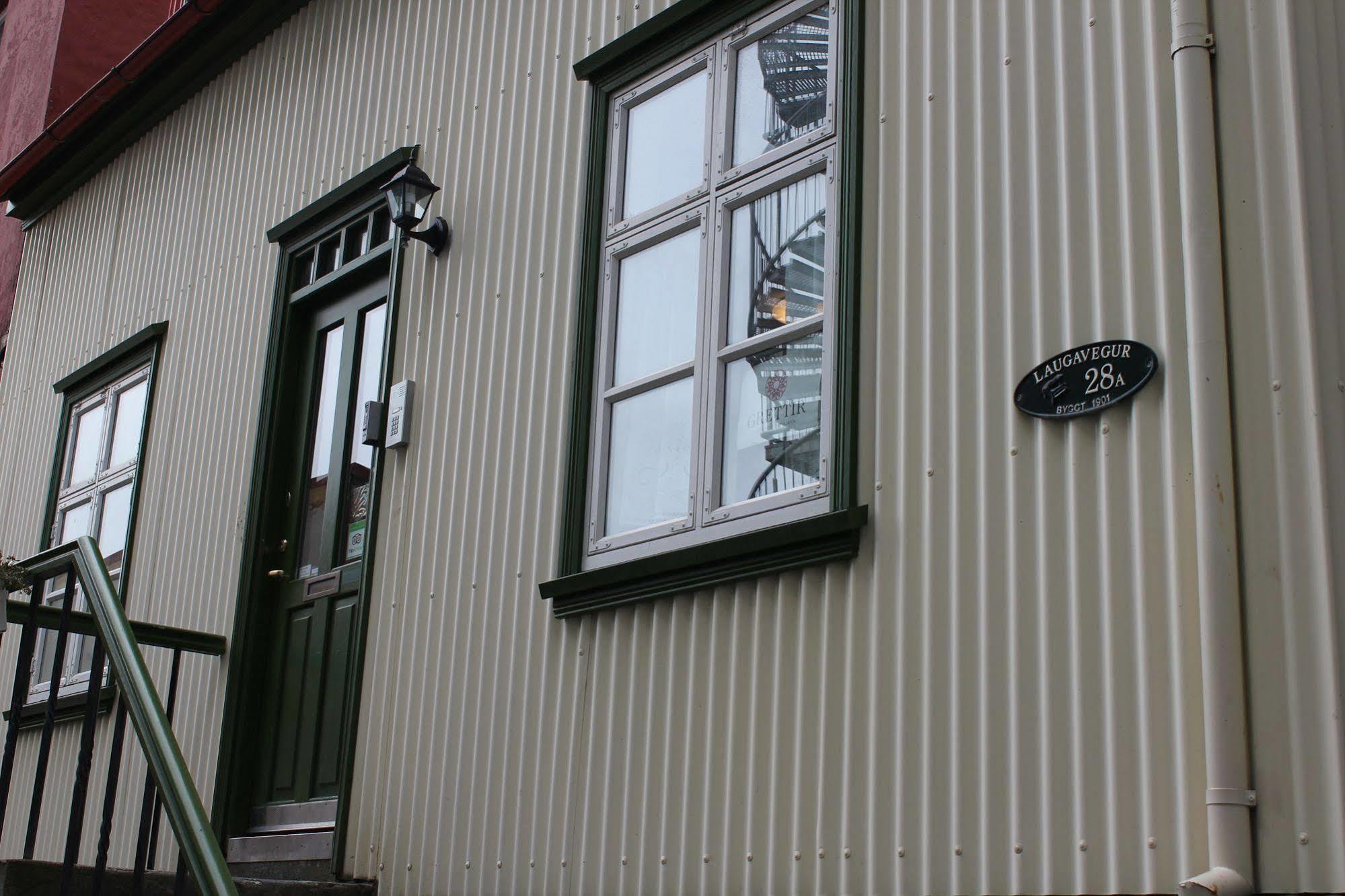 Grettir Guesthouse Рейкьявик Экстерьер фото